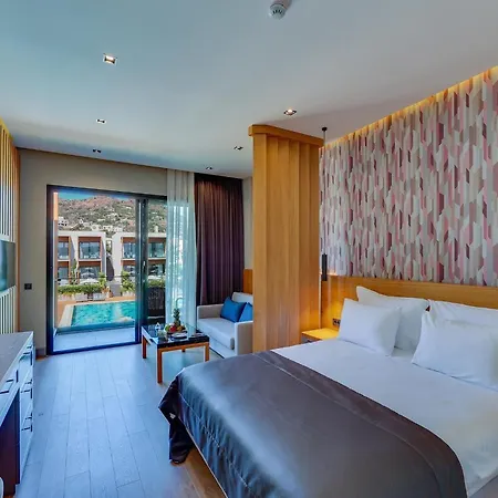 Celeste Bella Luxury & فندق بودروم